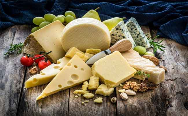 هل تتناولون الجبنة يوميّاً؟ اليكم اذاً هذه المعلومات المهمّة!