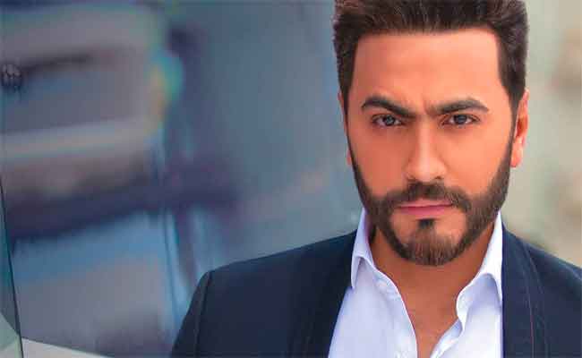 تامر حسني يغني لأول مرة مع أطفاله الثلاثة
