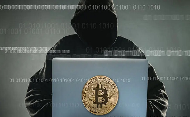 البيتكوين يهبط إلى 40 ألف دولار...