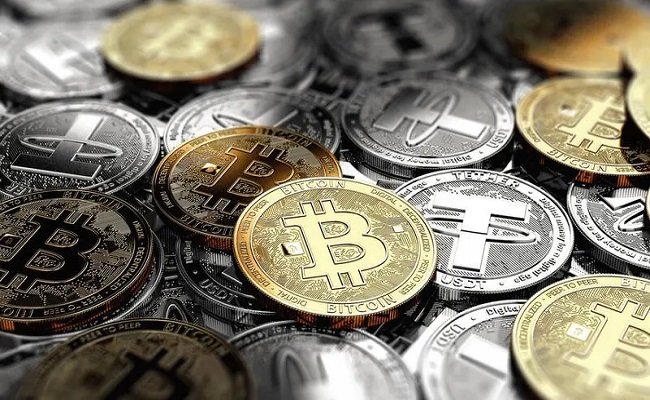 البيتكوين ينخفض إلى 45 ألف دولار...