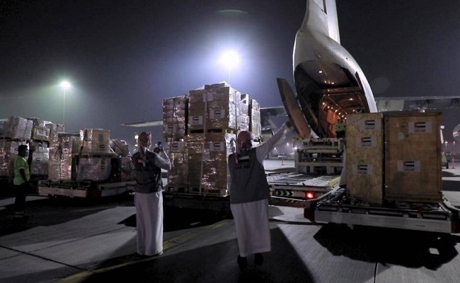 الامارات ترسل امدادات للاجئين الاوكرانيين