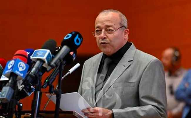 بوسليماني يؤكد أن التأسيس لإطار قانوني يراعي المستجدات الحاصلة في الإعلام بات