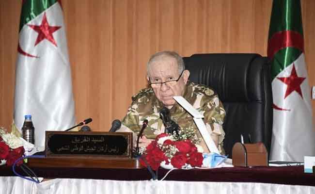 شنقريحة يدعو الجزائريين إلى