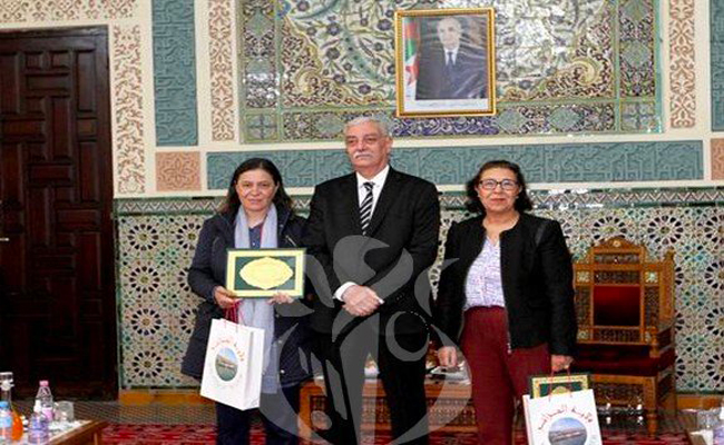 تكريم والي الجزائر نخبة من الإعلاميين بمناسبة اليوم العالمي لحرية الصحافة