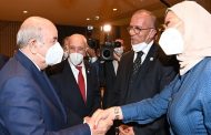 مسؤولين كاميرونيين هل سيستمر النباح في الجزائر بعد قرارات الفيفا؟؟؟