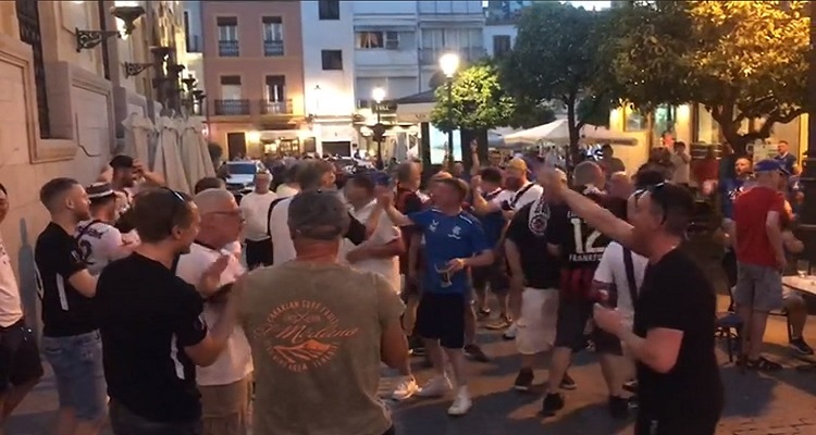 اعمال شغب قبل مواجهة اينتراخت ورينجرز...