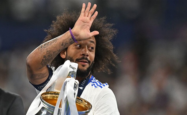 مارسيلو يعلن رحيله رسميا عن ريال مدريد...