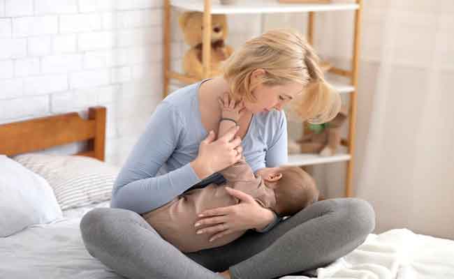 6 أسباب شائعة لقلة إدرار الحليب عند الأم...