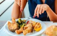 الأطعمة المقلية تضرّ كثيراً بصحتكِ خلال الحمل...لماذا يجب أن تتجنّبيها؟