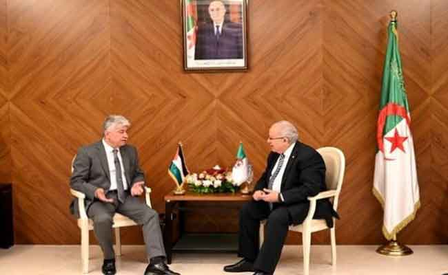 استقبال لعمامرة لوزير التنمية الاجتماعية الفلسطيني