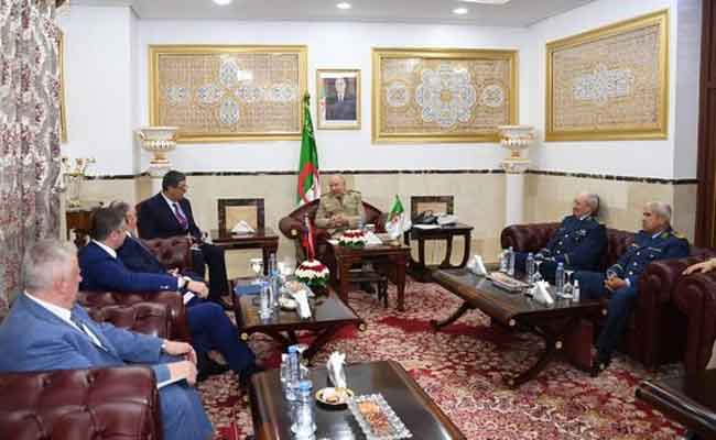 استقبال شنقريحة للمدير العام للشركة الروسية
