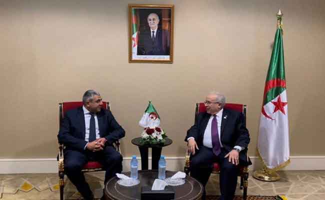 استقبال لعمامرة للأمين العام لمنظمة السياحة العالمية...