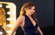 نانسي عجرم بين مارشميلو ومخرج عالمي شهير في 