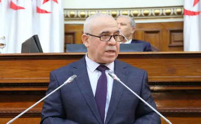 وزير العمل يكشف عن تحضير مرسوم تنفيذي يسمح للأرامل و اليتامى من الاستفادة من منحة البطالة