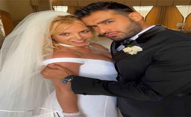 بريتني سبيرز تدخل القفص الذهبي مع سام أصغري بحضور مادونا وباريس هيلتون...