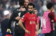 صلاح يرفض التجديد مع ليفربول...