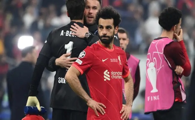 صلاح يرفض التجديد مع ليفربول...