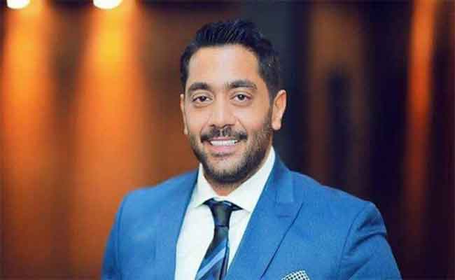 أحمد فلوكس يعتزل عالم الأضواء ويعلن