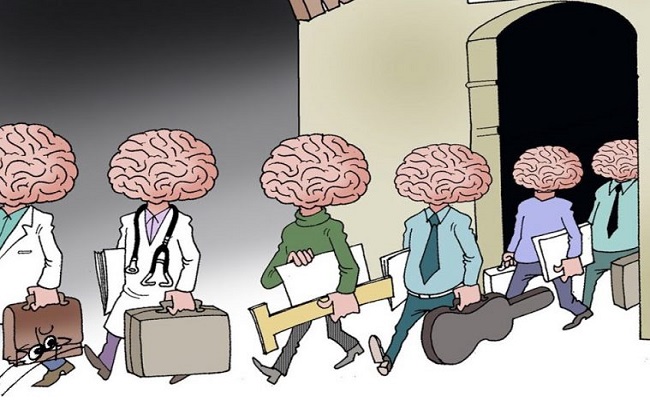 ديكتاتورية الجنرالات تفرض على العقول الجزائرية الهروب إلى أروبا