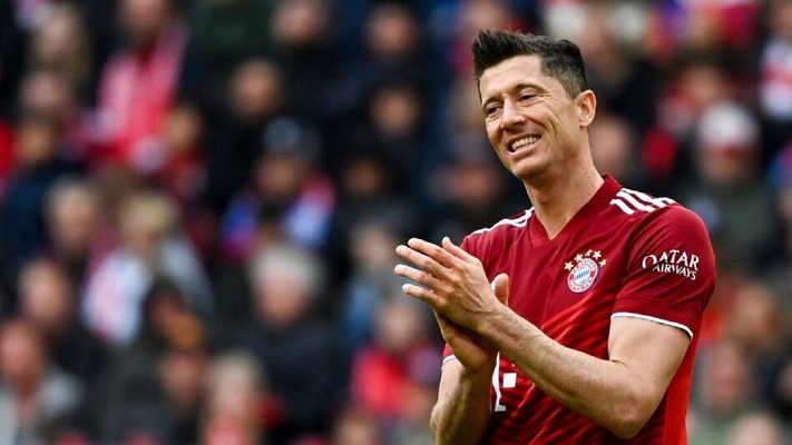 برشلونة يحسم صفقة ليفاندوفسكي لأربعة مواسم...