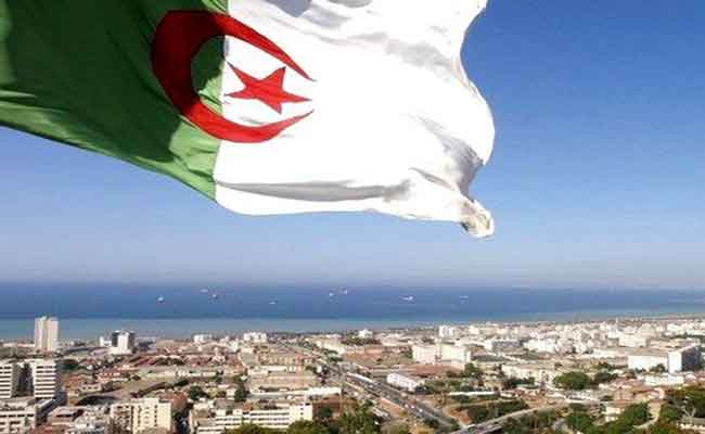 برقيات التعازي والتضامن العربية تتقاطر على الجزائر على إثر حرائق الغابات