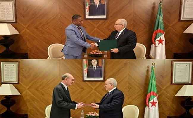 استقبال لعمامرة للسفيرين الجديدين لروسيا و ليبيا لدى الجزائر