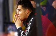 كريستيانو رونالدو يبدأ الموسم مع مانشستر يونايتد من دكة البدلاء...