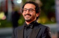 أحمد حلمي يقدم عرضا عالميا في أول وقوف على خبشة المسرح بعد 20 عاما...