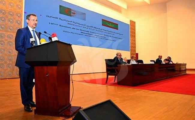 رخروخ ونظيره الموريتاني يؤكدان عزم البلدين على الارتقاء بعلاقاتهما إلى مستوى الشراكة الاستراتيجية