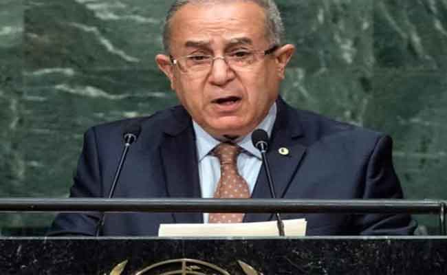 لعمامرة يدعو إلى تعزيز دور حركة عدم الانحياز