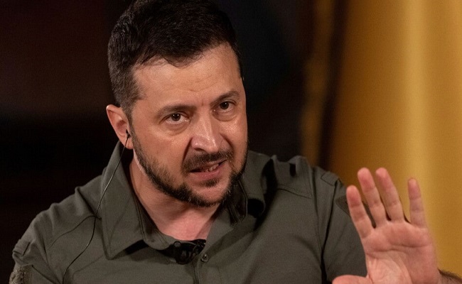 زيلينسكي تهديدات بوتين النووية قد تكون حقيقية