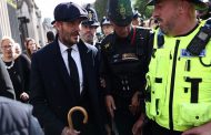 بيكهام وقف 13 ساعة لإلقاء نظرة وداع على نعش الملكة إليزابيث...