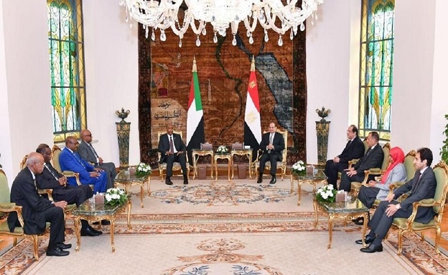السيسي والبرهان يبحثان تطورات سد النهضة الإثيوبي في القاهرة
