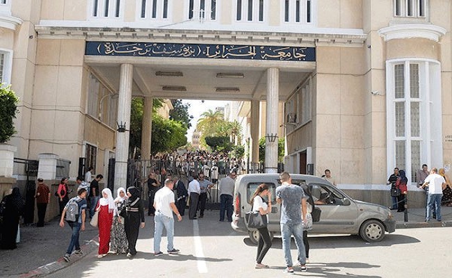على الطلبة انتظار ديسمبر المقبل من اجل رفع تدفق الأنترنت في الجامعات
