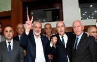 رئيس الجمهورية تبون يقوم بزيارة مجاملة للمشاركين في مؤتمر الفصائل الفلسطينية بالجزائر
