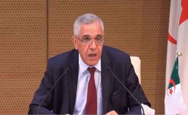وزير العدل يؤكد أن ظاهرة المضاربة وندرة بعض المواد الواسعة الاستهلاك ورائها جماعات منظمة