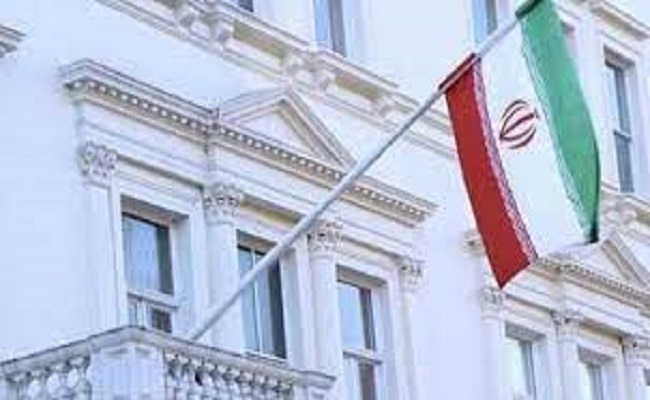 إيران تدعو رعاياها لمغادرة أوكرانيا فوراً