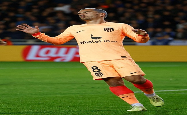 رسميا أتلتيكو مدريد يعلن شراء غريزمان من برشلونة...