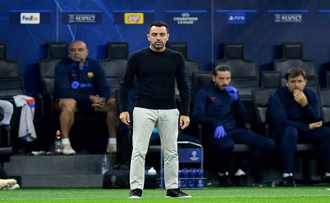 تشافي يبرر عدم تقديم برشلونة شكوى ضد حكم مباراة إنتر ميلان...