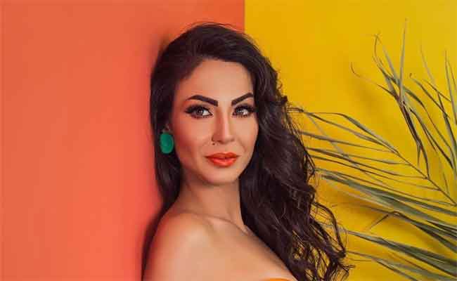 دوللي شاهين تقدم ثاني تجاربها في تأليف الأغاني مع
