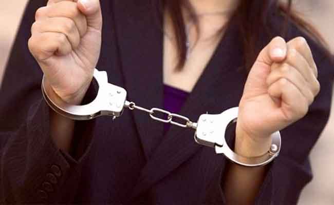 الإطاحة بامرأتين وفي حوزتهما ما يقارب 17 ألف قرص مهلوس ملفوفة على خصرهما بسيدي بلعباس