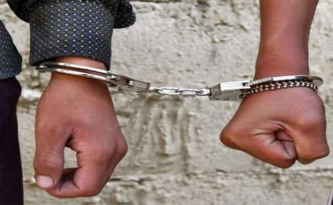 توقيف شخصين تورطا في جريمة قتل شاب بتيزي وزو...