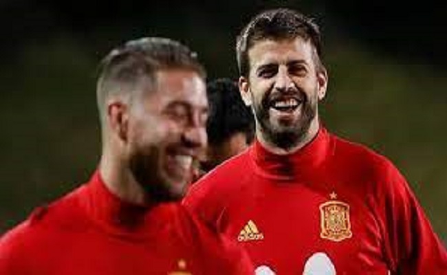 بيكيه وراموس في القائمة المبدئية لمنتخب إسبانيا في كأس العالم...