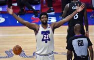 NBA جويل إمبيد يقترب من 4 أرقام مزدوجة...