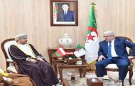 استعراض بوغالي مع سفير سلطنة عمان بالجزائر سبل تعزيز التعاون بين البلدين