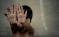 في نظام الشواذ منظومة حقوق الطفل بالجزائر !!! أطفال تغتصب في السجون والشوارع