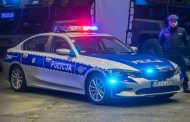 إصابة قائد شرطة بولندا بعد انفجار هدية 