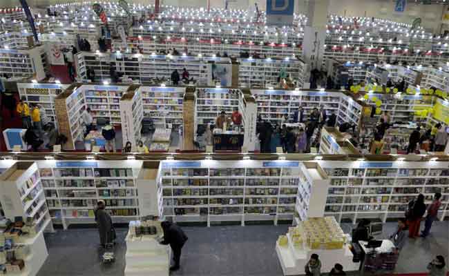 630 عنوانا جزائريا يؤثث معرض القاهرة الدولي ال54 للكتاب...