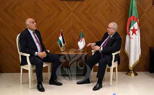 استقبال لعمامرة لأمين سر اللجنة المركزية لحركة