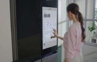 سامسونغ تطلق ثلاجة بشاشة ترفيهية...